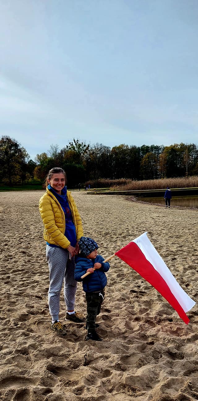 Morsy z Wrocławia (na zdjęciu) uczciły Święto Niepodległości uroczystą kąpielą w Morskim Oku. Było bardzo uroczyście