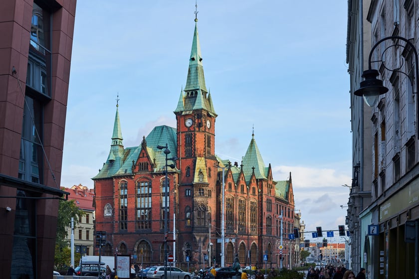 Budynek dawnej biblioteki przy ul. Szajnochy
