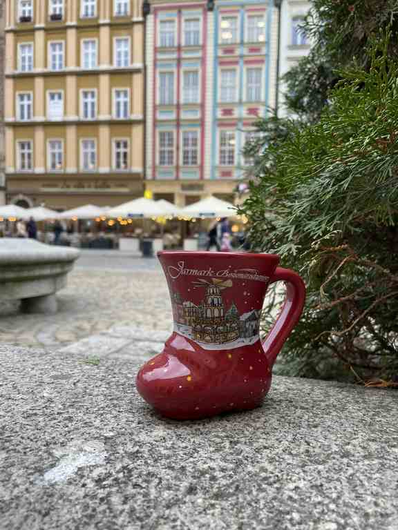 W pięknym wiśniowym kolorze były "buciki" w 2012 roku. Macie go w swojej kolekcji?