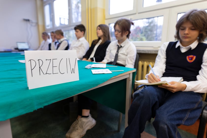Debata oksfordzka w SP nr 63 we Wrocławiu