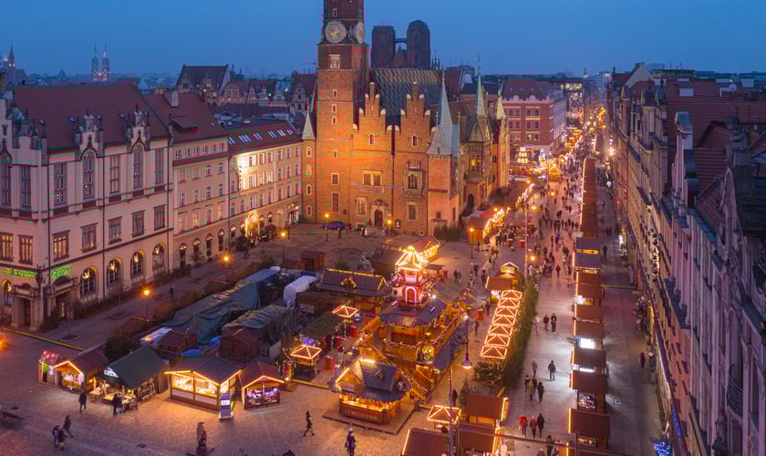 Jarmark Bożonarodzeniowy we Wrocławiu z lotu ptaka