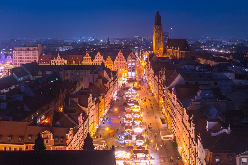 Jarmark Bożonarodzeniowy we Wrocławiu z lotu ptaka