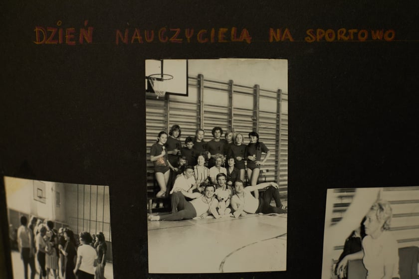 Archiwalne zdjęcia uczniów pochodzą z kronik SP nr 1 we Wrocławiu