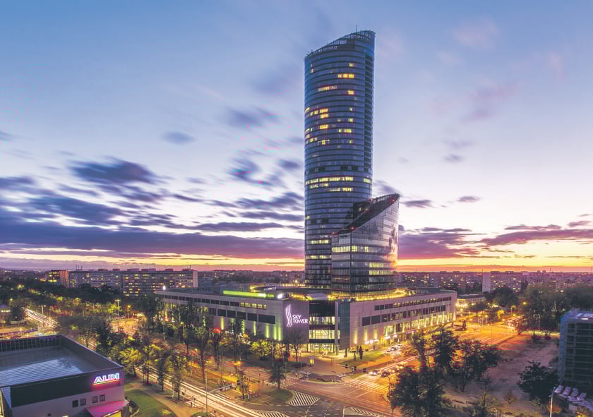 1. Sky Tower - 212 metrów