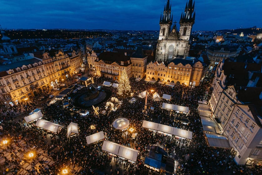 Jarmark bożonarodzeniowy w Pradze