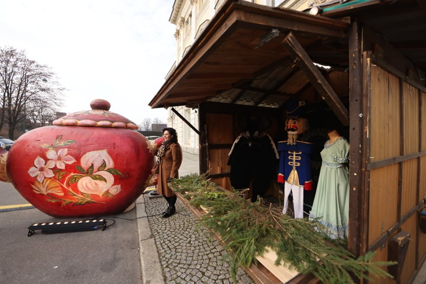 Jarmark Bożonarodzeniowy pod Operą we Wrocławiu