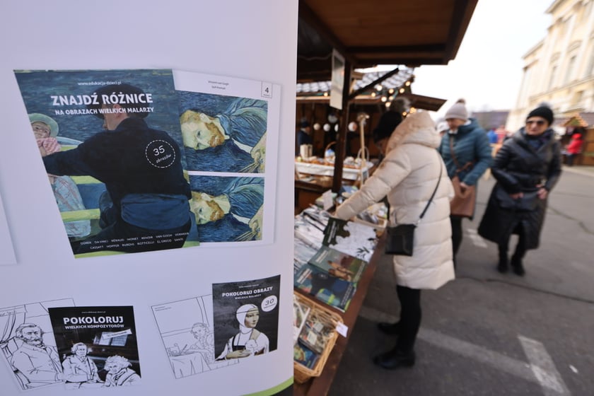 Jarmark Bożonarodzeniowy pod Operą we Wrocławiu