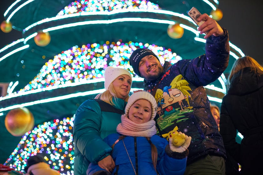 Rozświetlenie choinki bożonarodzeniowej na wrocławskim Rynku, 6.12.2022