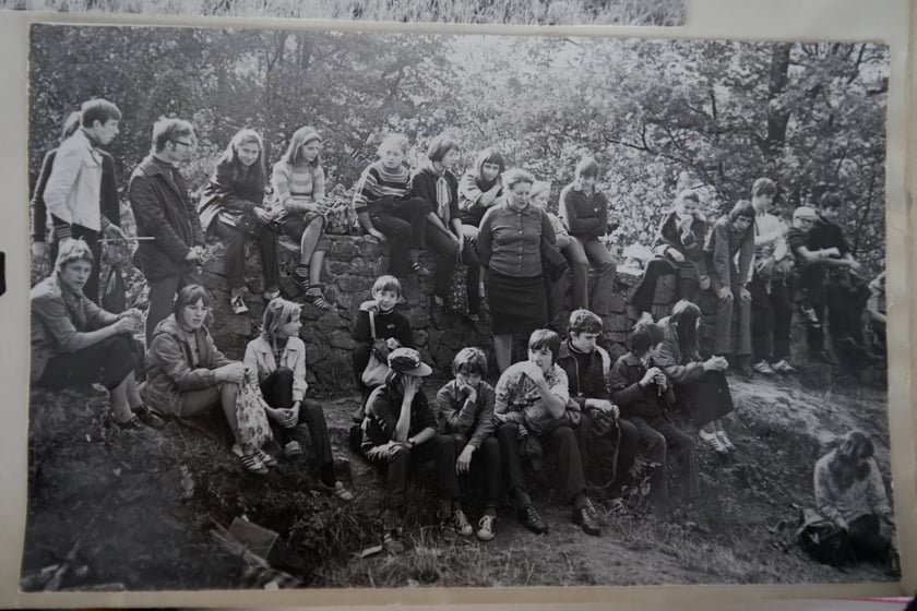 Zdjęcia z kronik szkolnych SP nr 97 we Wrocławiu