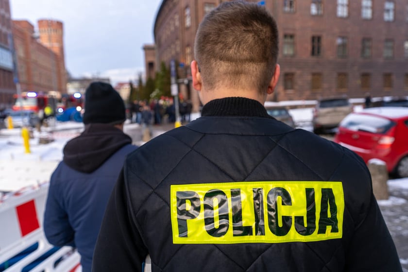 Ewakuacja Komendy Wojewódzkiej Policji we Wrocławiu, 19.12.2022