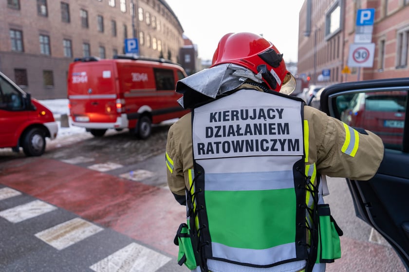 Ewakuacja Komendy Wojewódzkiej Policji we Wrocławiu, 19.12.2022