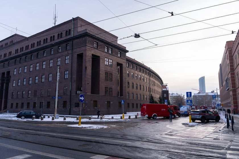 Ewakuacja Komendy Wojewódzkiej Policji we Wrocławiu, 19.12.2022