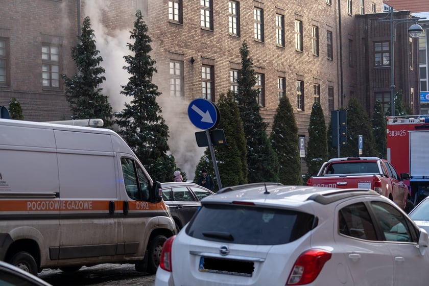 Ewakuacja Komendy Wojewódzkiej Policji we Wrocławiu, 19.12.2022