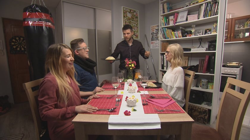 Na zdjęciu widać uczestników programu TVN "Ugotowani"