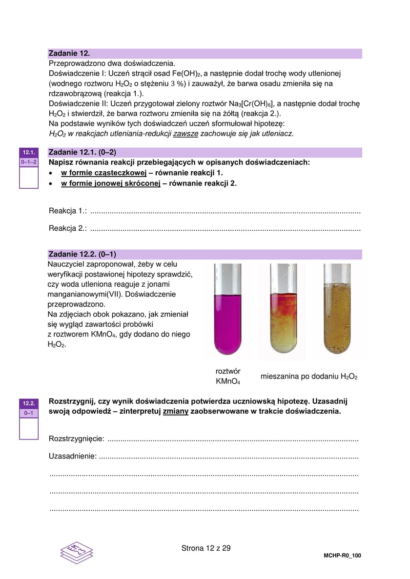 Na zdjęciu arkusze próbnej matury z chemii