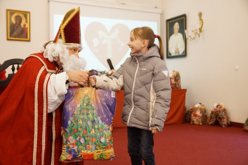 300 prezentów dla dzieciaków. Finał akcji NASZA PAKA