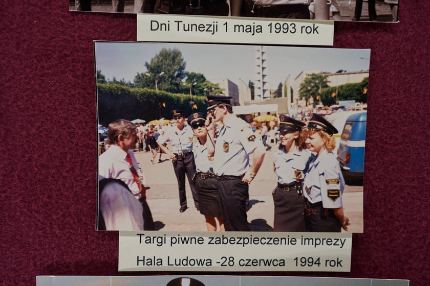 Na zdjęciach zbiory straży miejskiej