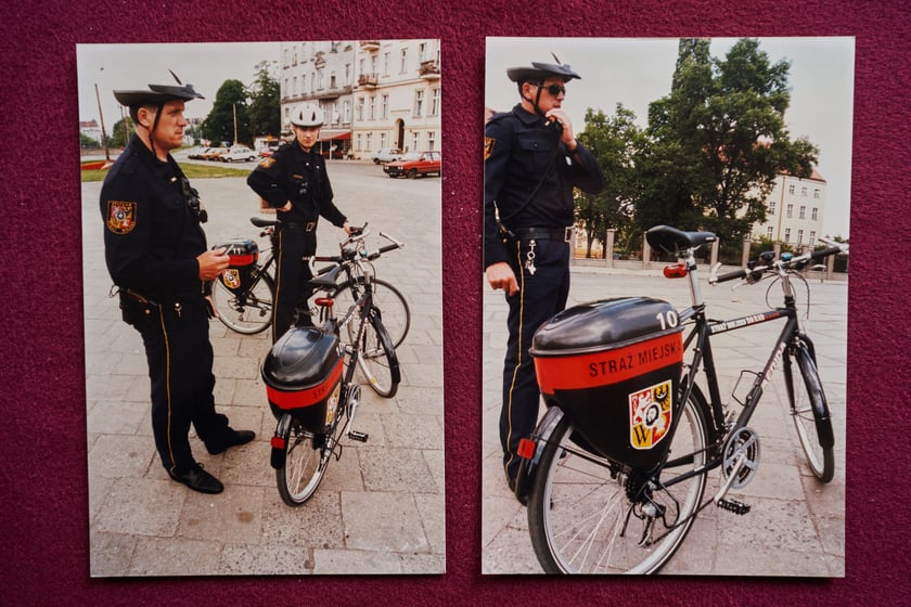 Na zdjęciach zbiory straży miejskiej