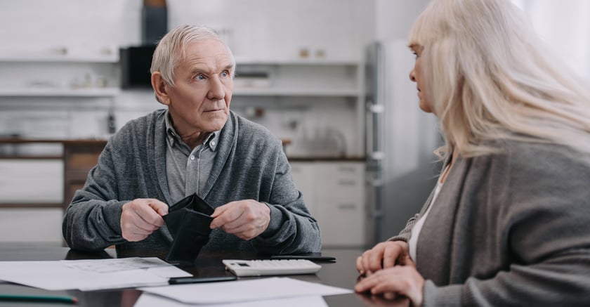 Kiedy wypłaty 13. i 14. emerytury w 2023 r.? Na razie nie jest jeszcze ogłoszony kalendarz wypłat 13. i 14. emerytury. Najprawdopodobniej będzie to tak jak w roku 2022, gdy świadczenie te seniorzy dostali w maju i we wrześniu.