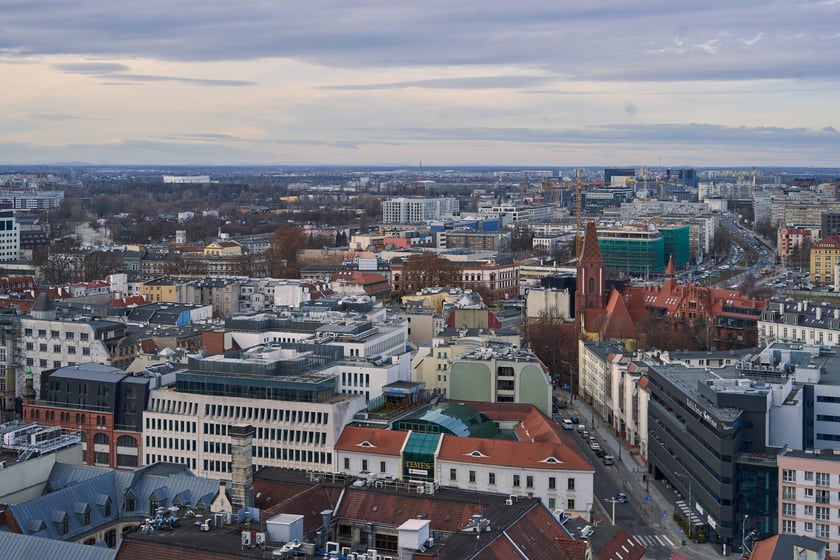 Na zdjęciu Wrocław - widok z wieży kościoła św. Elżbiety