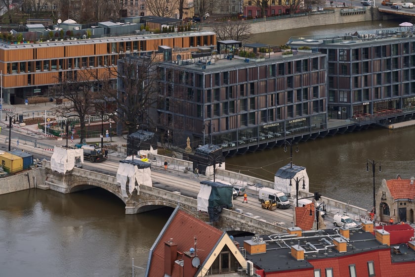 Na zdjęciu Wrocław - widok z wieży kościoła św. Elżbiety