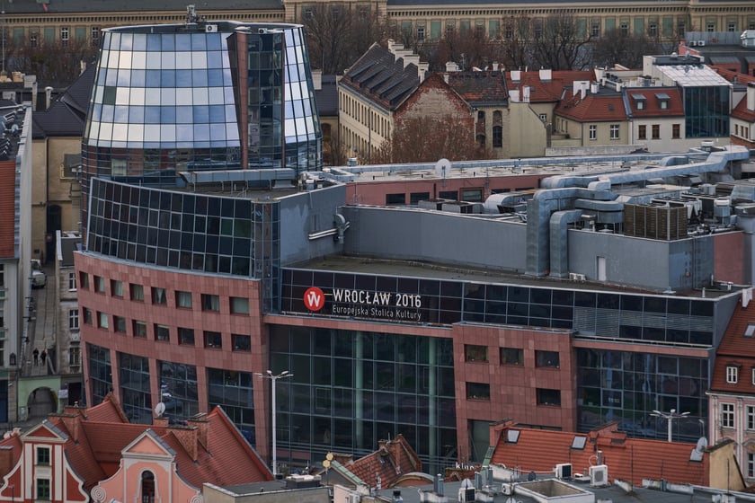 Na zdjęciu Wrocław - widok z wieży kościoła św. Elżbiety
