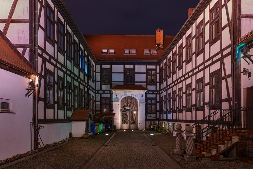 Ostrów Tumski we Wrocławiu - po zmroku - wygląda magicznie...