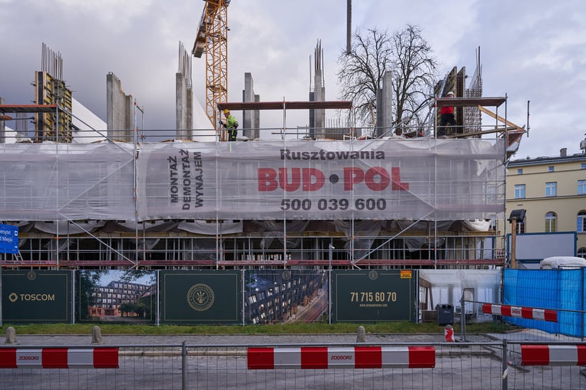 Budowa Bernardyńskiej i Centro Domini