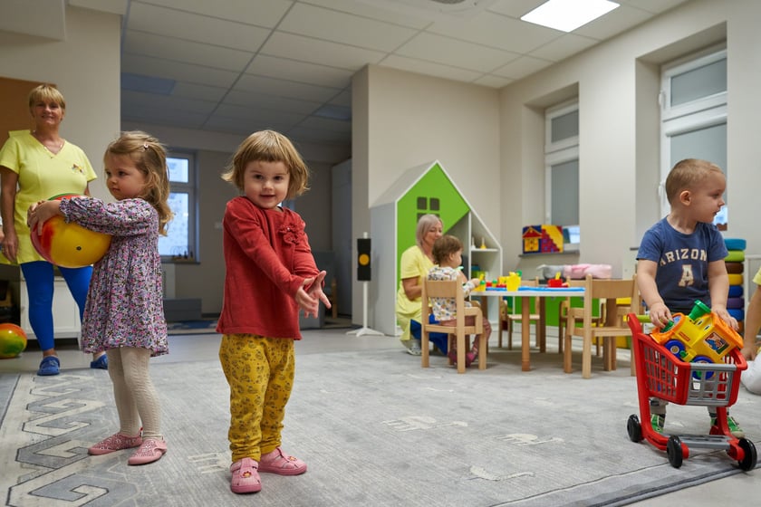 Zdjęcie z uroczystego otwarcia żłobka numer 5 po remoncie kapitalnym