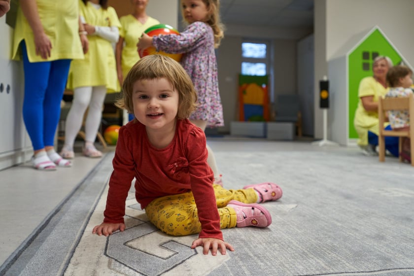 Zdjęcie z uroczystego otwarcia żłobka numer 5 po remoncie kapitalnym