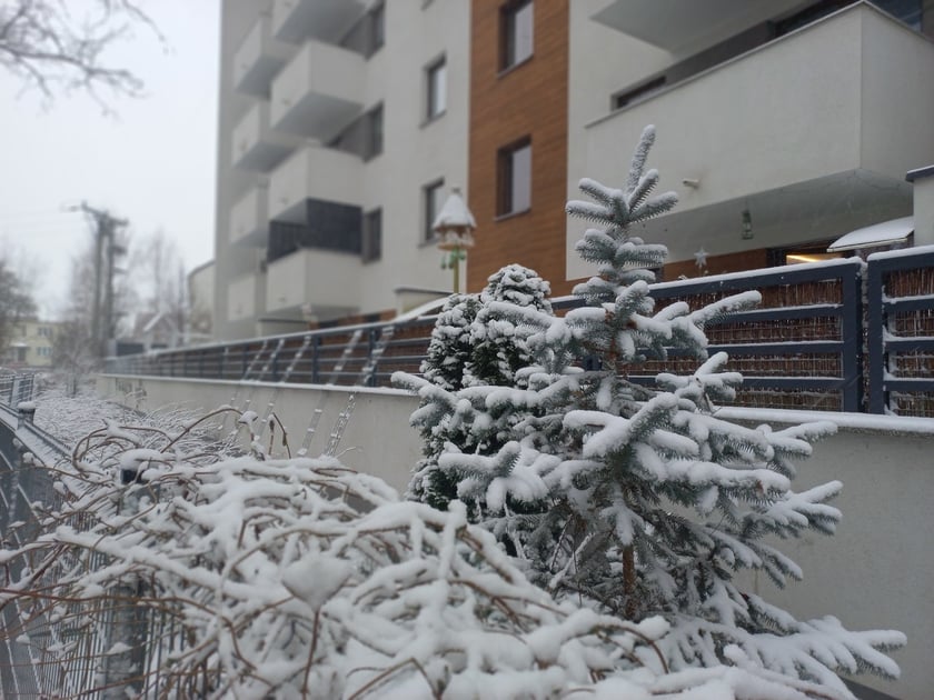 Zima we Wrocławiu. Osiedle Stabłowice w śniegu 21.01.2023