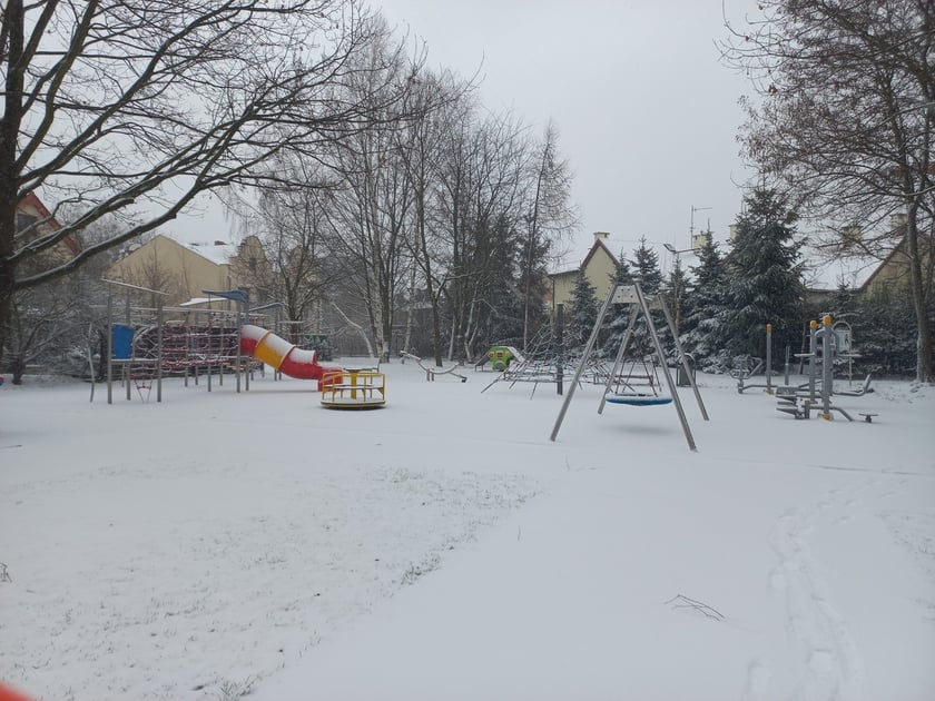 Zima we Wrocławiu. Osiedle Stabłowice w śniegu 21.01.2023