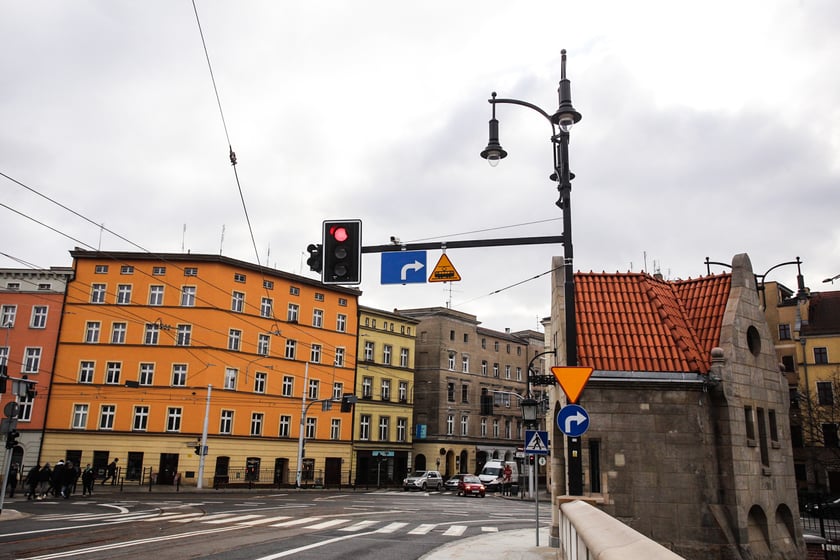 Mosty Pomorskie po otwarciu, Straż Miejska sprawdza ruch