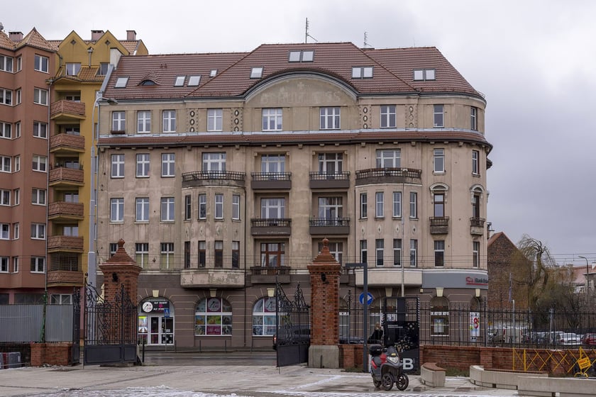 Kamienica przy ul. Jedności Narodowej 203, w której prawdopodobnie kiedyś znajdowała się restauracja browaru