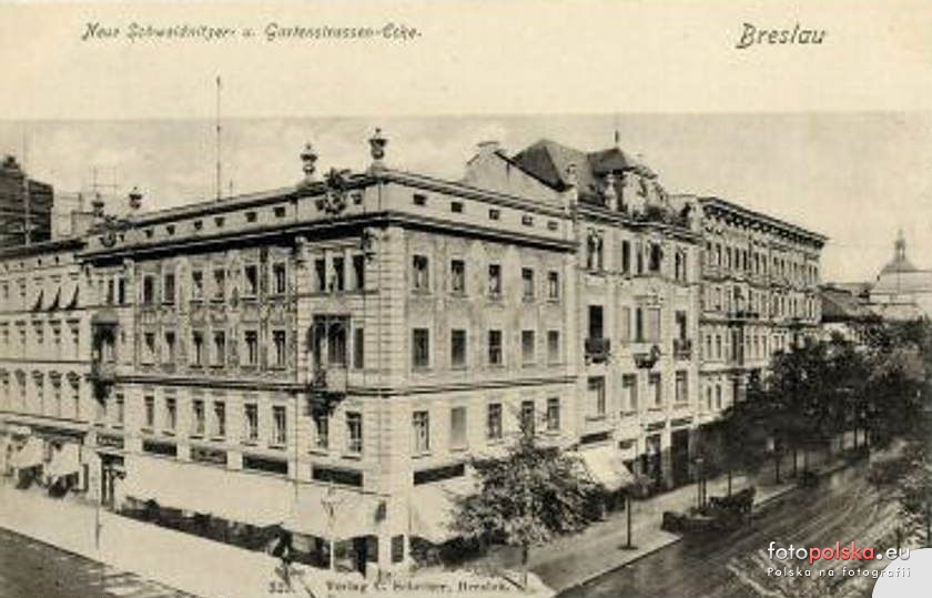 Po lewej ul. Świdnicka, po prawej ul. Piłsudskiego (1900-1930).