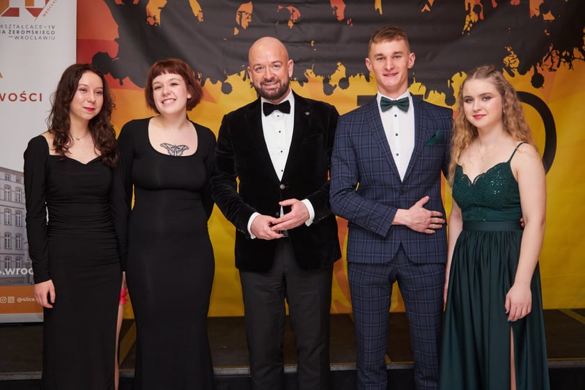 Na zdjęciu bal studni&oacute;wkowy IV LO 11.02.2023 r.