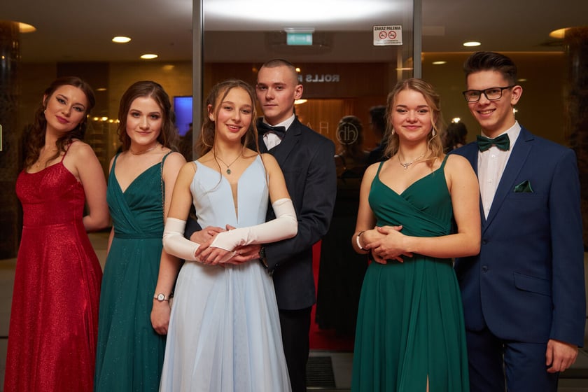 Na zdjęciu bal studni&oacute;wkowy IV LO 11.02.2023 r.