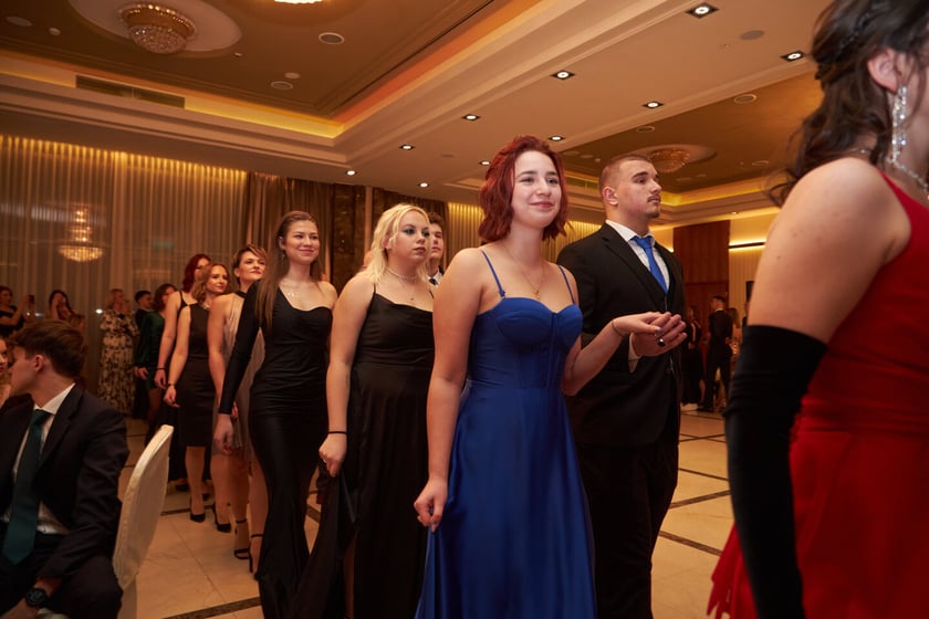 Na zdjęciu bal studni&oacute;wkowy IV LO 11.02.2023 r.