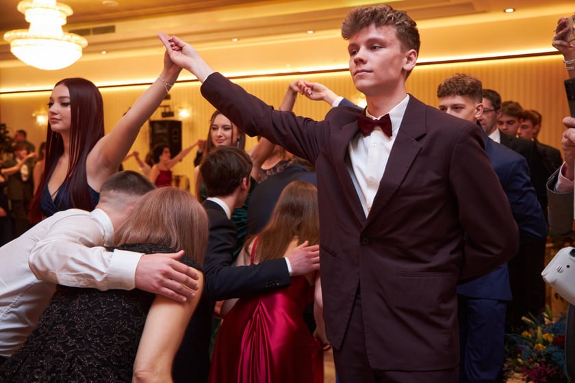 Na zdjęciu bal studni&oacute;wkowy IV LO 11.02.2023 r.