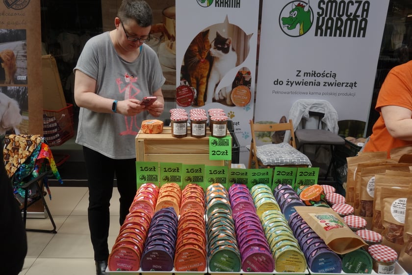 Na zdjęciach Targi PupiLove w Centrum Handlowym Borek, 12.02.2023