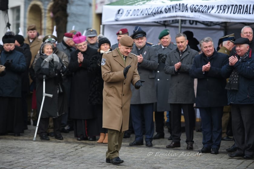 Obchody składania przysięgi przez nowych żołnierzy 16. Dolnośląskiej Brygady Obroy Terytorialnej