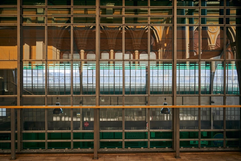 Dworzec Wrocław Gł&oacute;wny wciąż zadziwia pięknem architektury i detalami, a także pięknymi wnętrzami