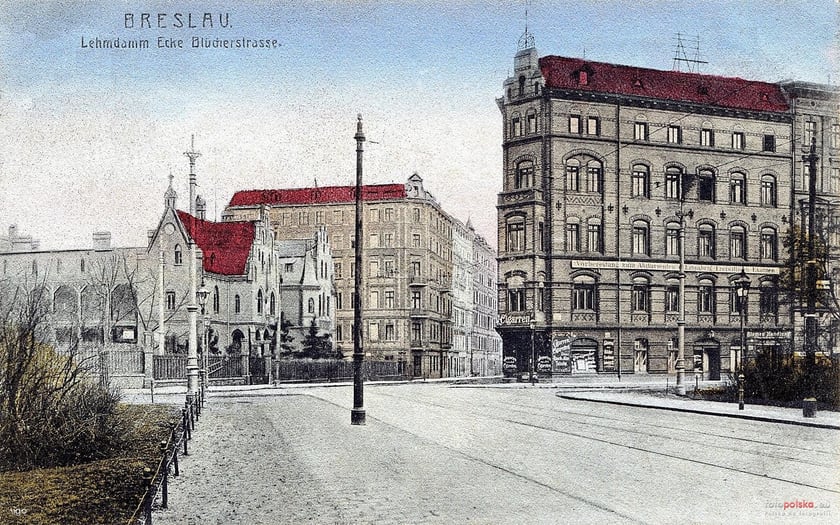 Na zdjęciu: kamienica przy ul. Poniatowskiego 6 z początku XX wieku