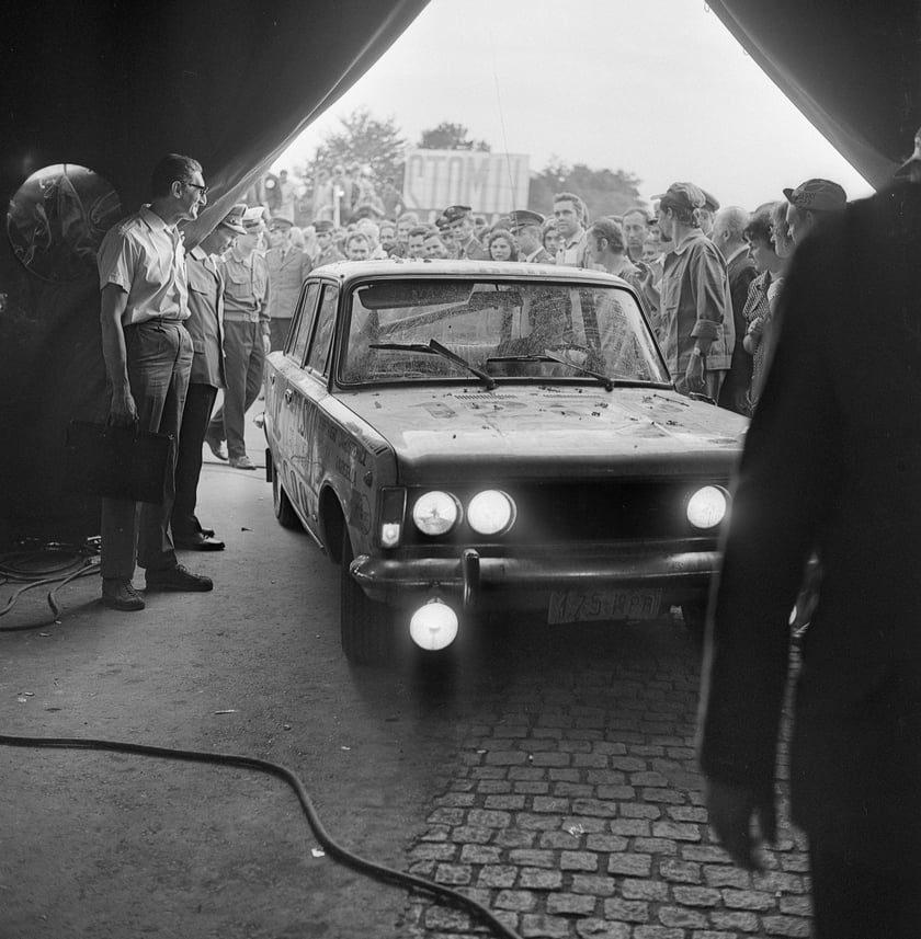 Rok 1973, Rekord Fiata - polscy kierowcy trzykrotnie biją światowy rekord prędkości