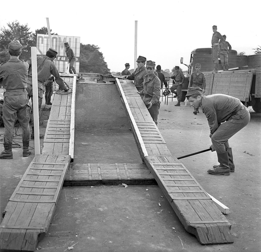 Rok 1973, Rekord Fiata - polscy kierowcy trzykrotnie biją światowy rekord prędkości