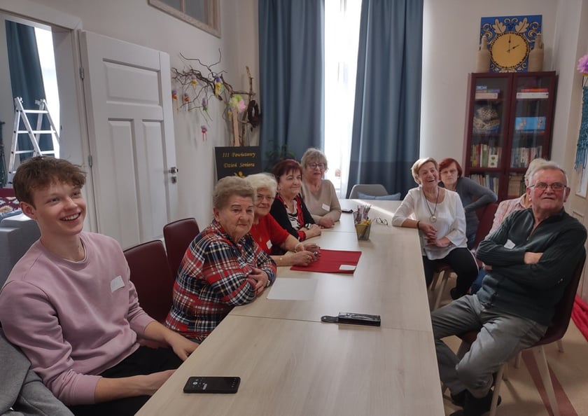 Na zdjęciu uczestnicy projektu "Stop Starości Bez Radości"