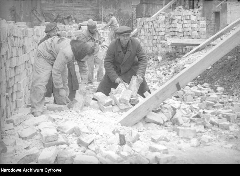 Prace rozbiórkowe we Wrocławiu, lata 1948-1949