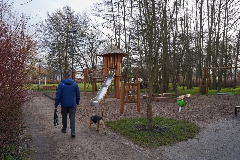 Plac zabaw w parku Bieńkowickim