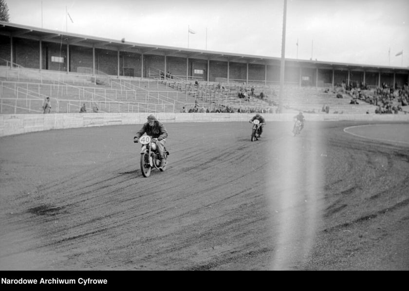 Zawody motocyklowe na Stadionie Olimpijskim, lata 1948-1953.
