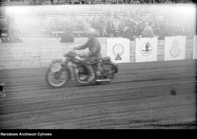 Zawody motocyklowe na Stadionie Olimpijskim, lata 1948-1953.